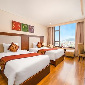 Deluxe Zimmer mit zwei Einzelbetten
