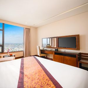 Deluxe Zimmer mit Kingsize-Bett